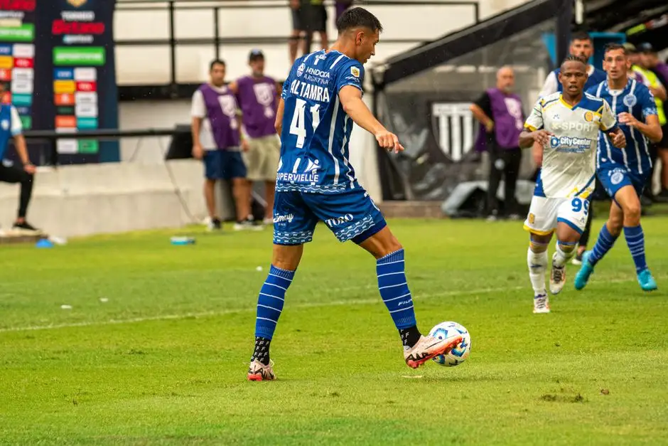 KEEZA 4. Liga: wyniki 8. kolejki – Korona Kielce III rozgromiła rywala