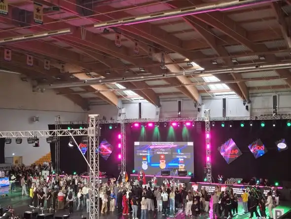 Uczniowie klas IV-VIII z wizytą na Mistrzostwach Świata w hip-hopie w Kielcach