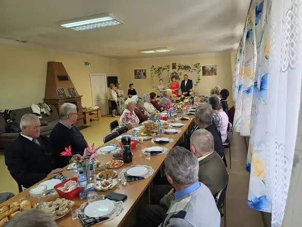 Seniorzy z Soboszowa świętowali w Chęcinach i na Gminnym Dniu Seniora